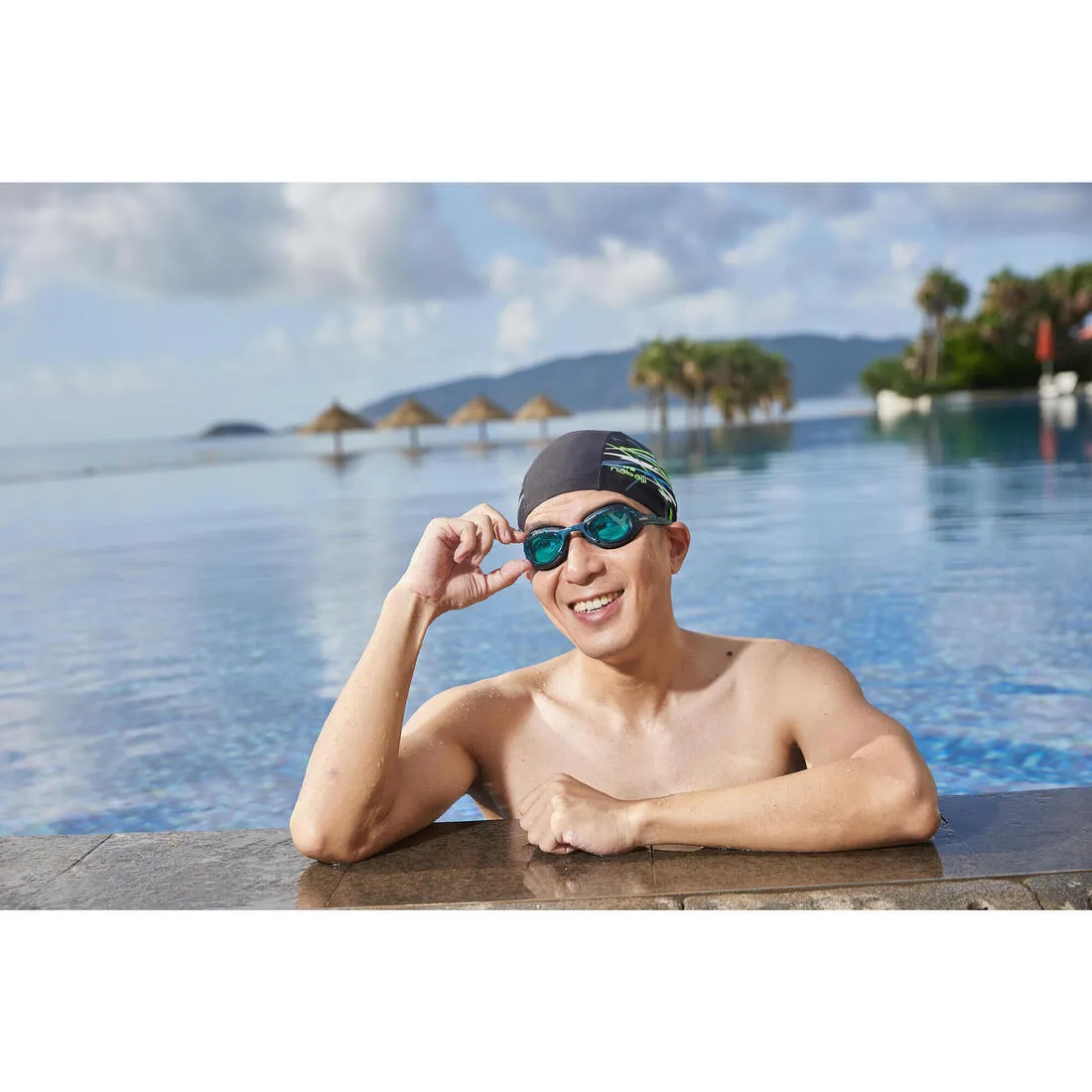 Large Swimming Goggles Smoked Lenses - 100 Ama